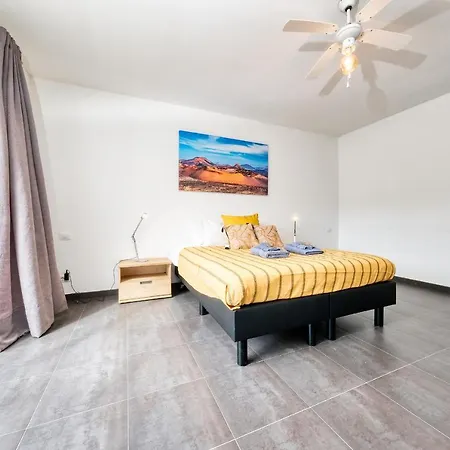 Casa Eden - Naturist Area, Private Pool And Bbq By Lanzarote Ferienhaus *
