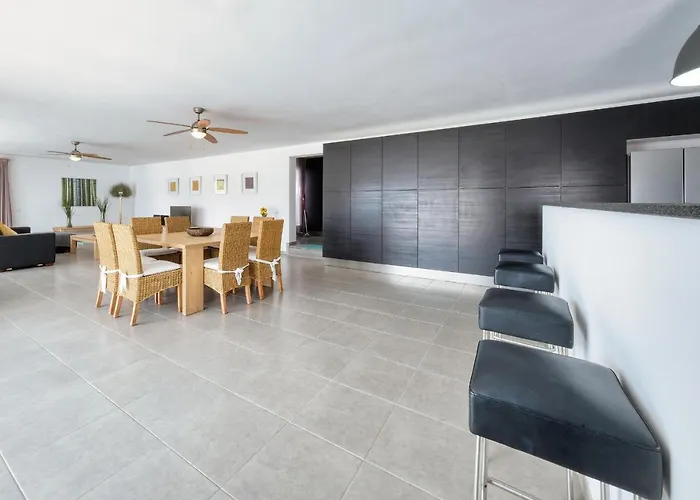 Casa Eden - Naturist Area, Private Pool And Bbq By Lanzarote 度假居