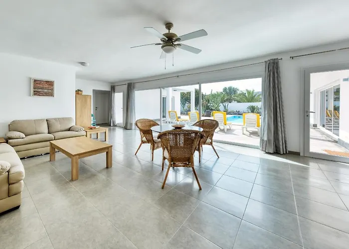 Casa Eden - Naturist Area, Private Pool And Bbq By Lanzarote 度假居