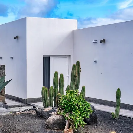 Casa Eden - Naturist Area, Private Pool And Bbq By Lanzarote Дом отдыха *