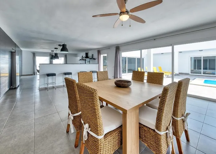 Casa Eden - Naturist Area, Private Pool And Bbq By Lanzarote *